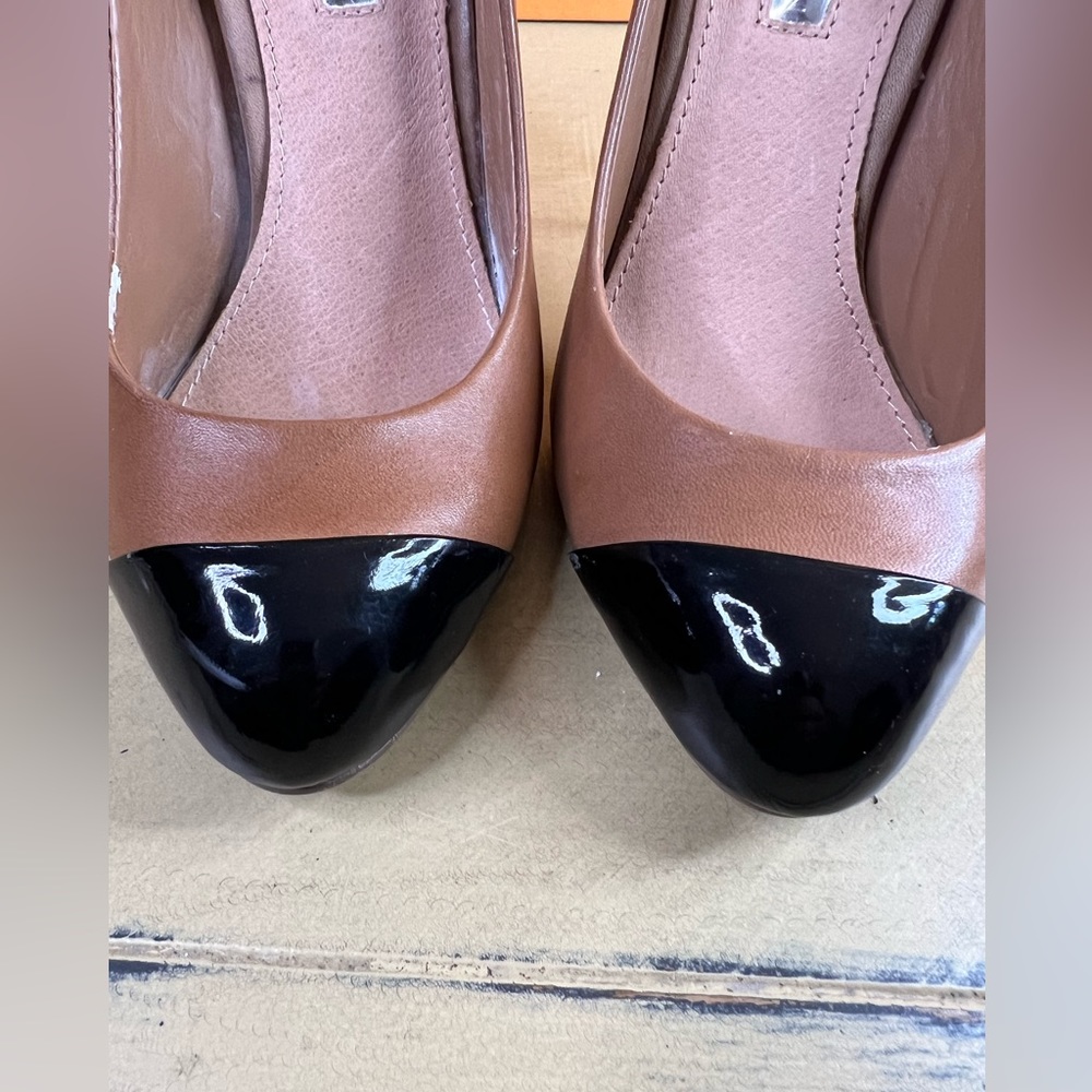 H by Halston Brown Pumps - Picture 7 of 10